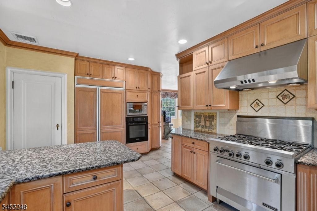 425 Ridgewood Ave, Glen Ridge Boro Twp., NJ 07028 — photo 4