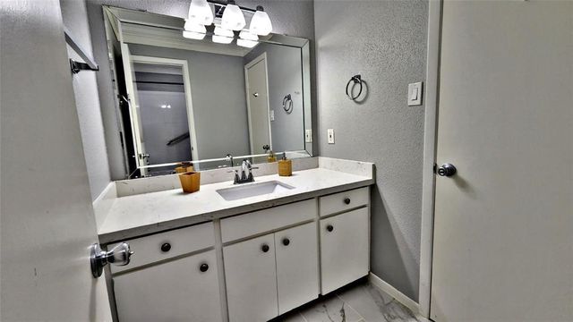 6726 Buffalo Speedway, Houston, TX 77005