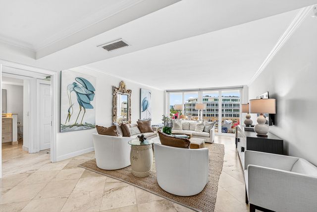 100 Sunrise Avenue 518, Palm Beach, FL 33480