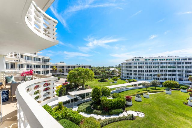 100 Sunrise Avenue 518, Palm Beach, FL 33480