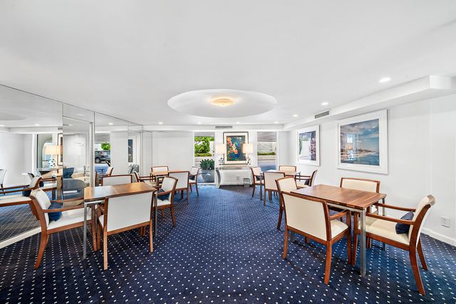 100 Sunrise Avenue 518, Palm Beach, FL 33480