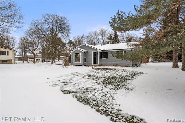 8088 Oreilly Circle, Davison, MI 48423