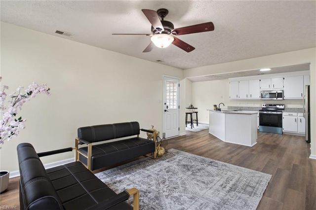 254 Bradmere LOOP, Newport News, VA 23608