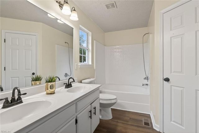 254 Bradmere LOOP, Newport News, VA 23608