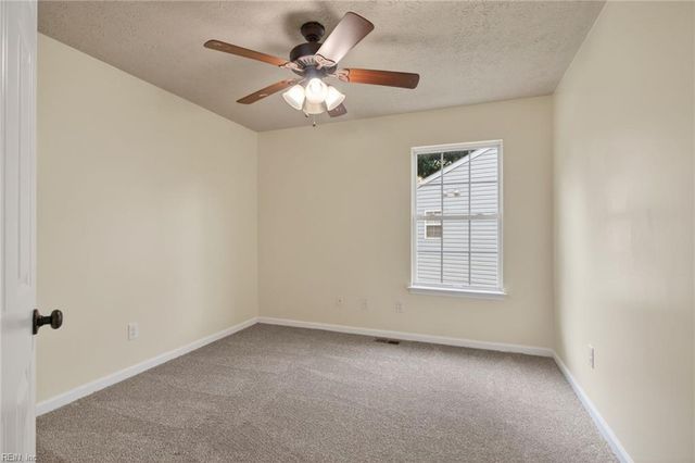 254 Bradmere LOOP, Newport News, VA 23608