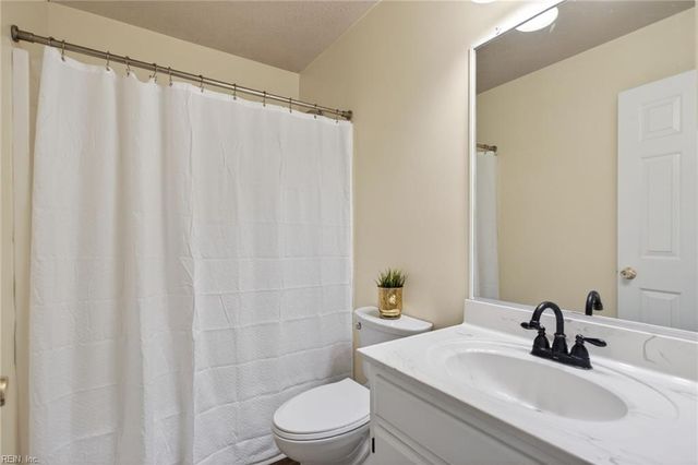 254 Bradmere LOOP, Newport News, VA 23608