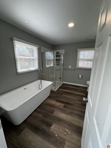 1645 Irvan Cobb Road, Murray, KY 42071