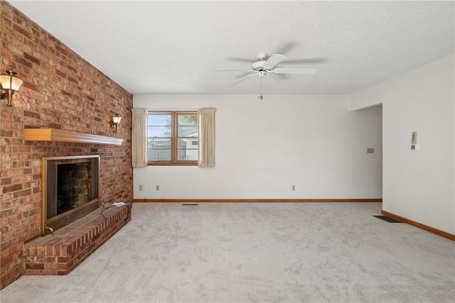 3611 1st Ave SW, Cedar Rapids, IA 52405