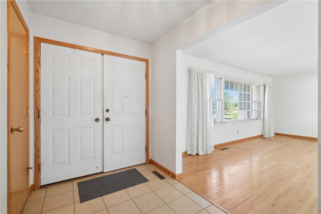 3611 1st Ave SW, Cedar Rapids, IA 52405