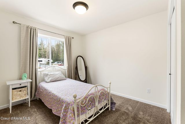 102 Park Ln, Sandpoint, ID 83864