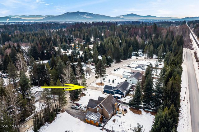102 Park Ln, Sandpoint, ID 83864