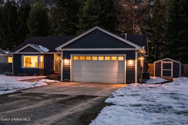 102 Park Ln, Sandpoint, ID 83864