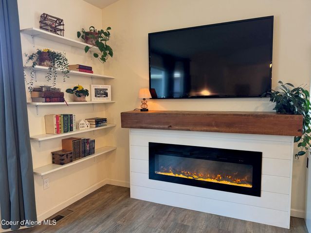 102 Park Ln, Sandpoint, ID 83864