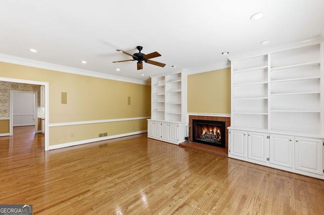 2859 Village Court, Gainesville, GA 30506