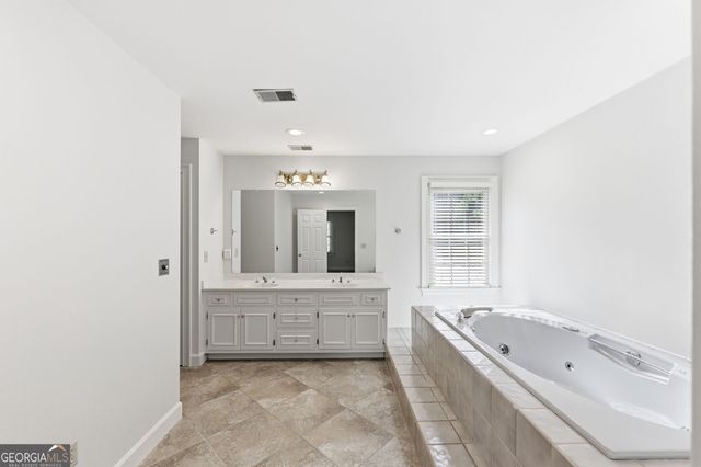 2859 Village Court, Gainesville, GA 30506