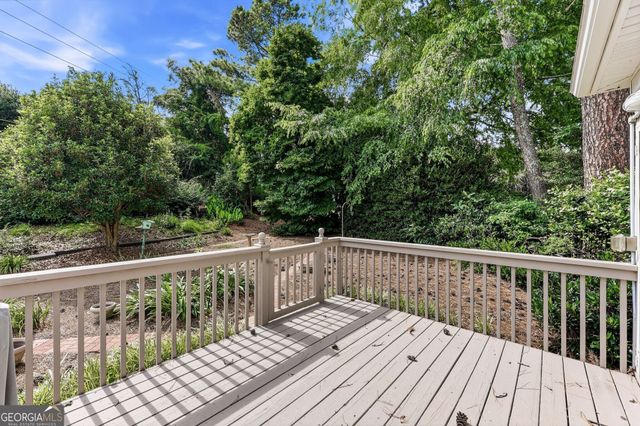 2859 Village Court, Gainesville, GA 30506