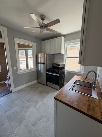 3410 W 53rd Place, Chicago, IL 60632