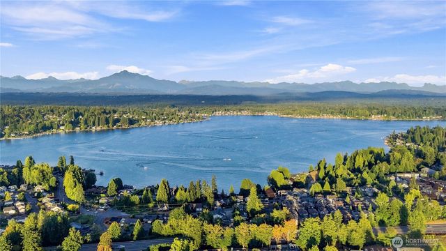 1221 85th Drive NE, Lake Stevens, WA 98258