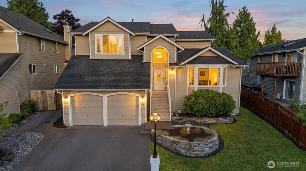 1221 85th Drive NE, Lake Stevens, WA 98258