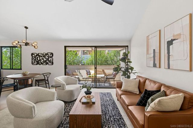 6196 Agee St 26, San Diego, CA 92122