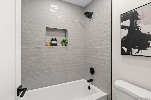 6196 Agee St 26, San Diego, CA 92122