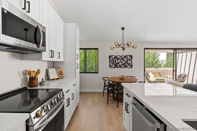 6196 Agee St 26, San Diego, CA 92122