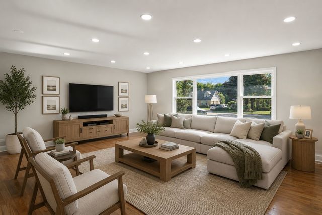 0S 652 S Euclid Avenue, Villa Park, IL 60181