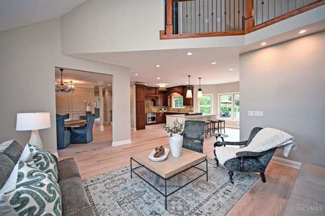 4389 N Mason Montgomery Road, Mason, OH 45040