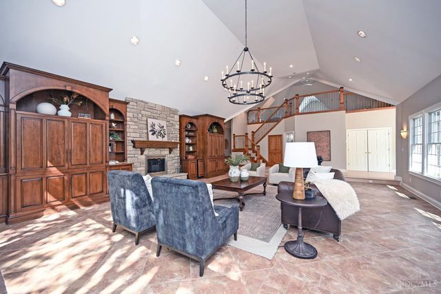 4389 N Mason Montgomery Road, Mason, OH 45040