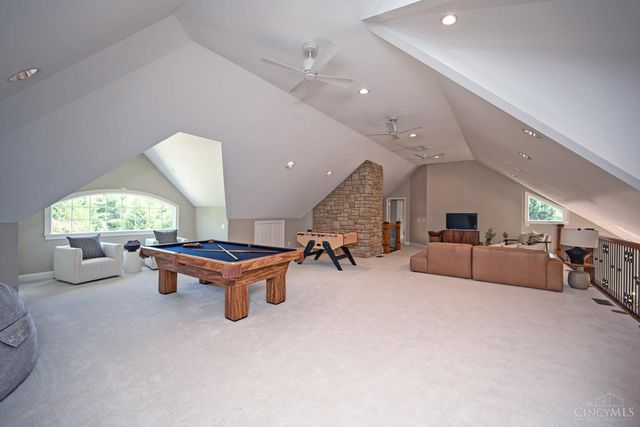 4389 N Mason Montgomery Road, Mason, OH 45040