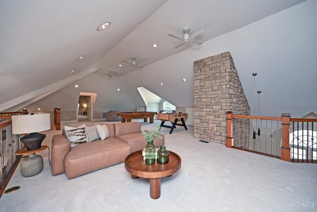 4389 N Mason Montgomery Road, Mason, OH 45040