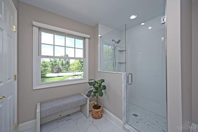 4389 N Mason Montgomery Road, Mason, OH 45040