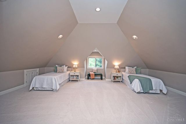 4389 N Mason Montgomery Road, Mason, OH 45040