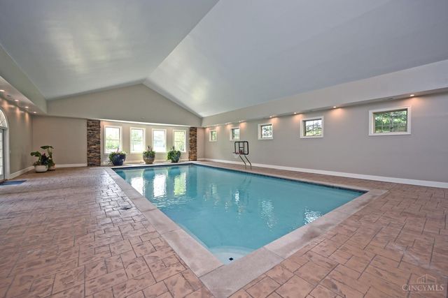 4389 N Mason Montgomery Road, Mason, OH 45040