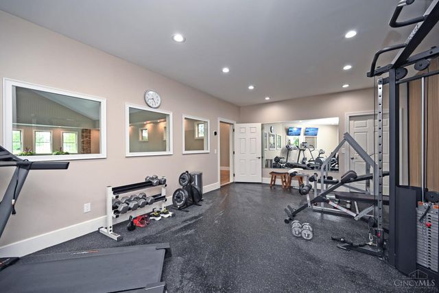 4389 N Mason Montgomery Road, Mason, OH 45040