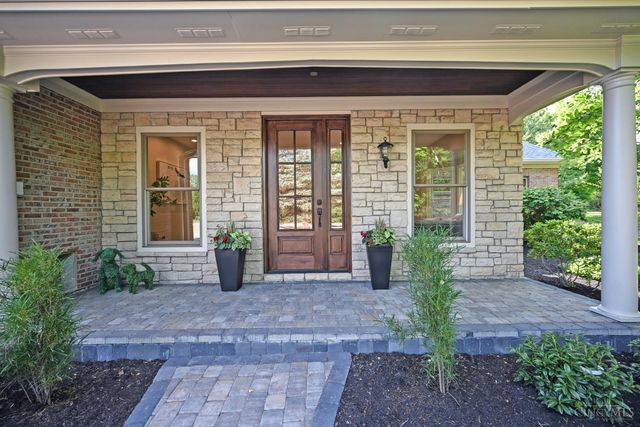 4389 N Mason Montgomery Road, Mason, OH 45040