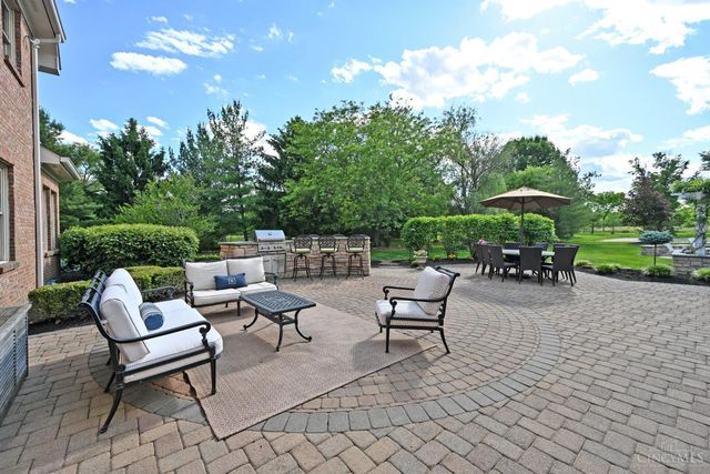 4389 N Mason Montgomery Road, Mason, OH 45040
