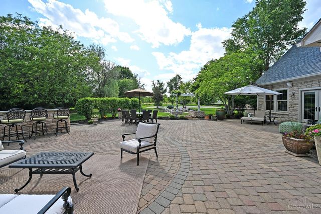 4389 N Mason Montgomery Road, Mason, OH 45040