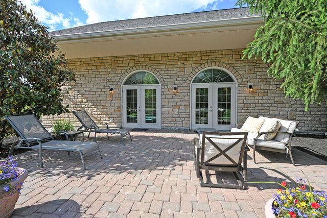 4389 N Mason Montgomery Road, Mason, OH 45040