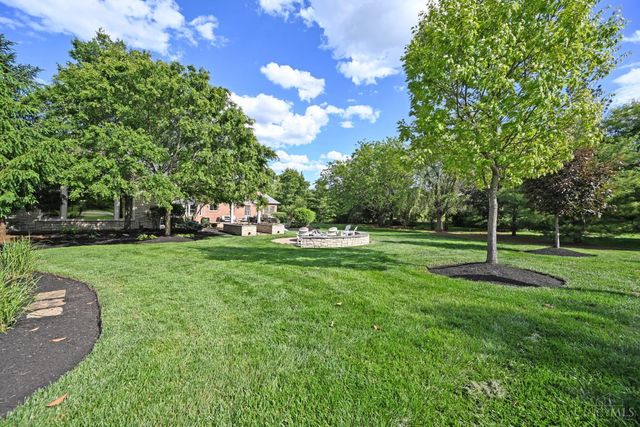 4389 N Mason Montgomery Road, Mason, OH 45040