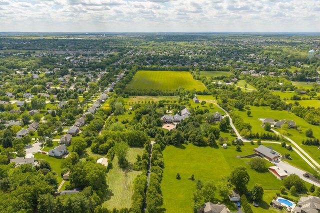 4389 N Mason Montgomery Road, Mason, OH 45040