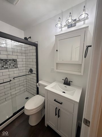 3851 Esquire Place, Indianapolis, IN 46226