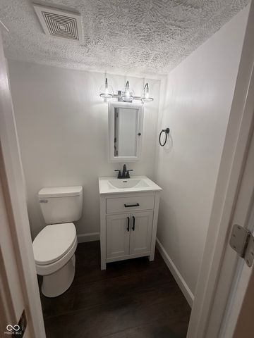 3851 Esquire Place, Indianapolis, IN 46226