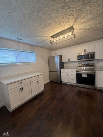 3851 Esquire Place, Indianapolis, IN 46226