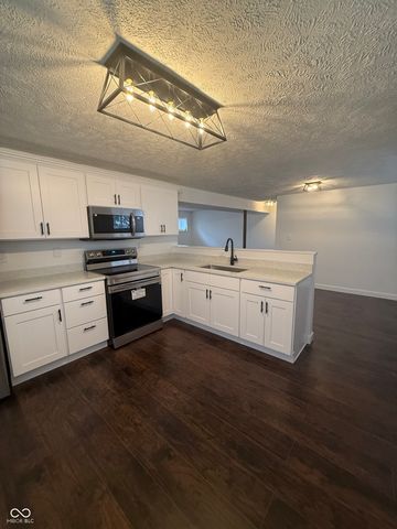 3851 Esquire Place, Indianapolis, IN 46226