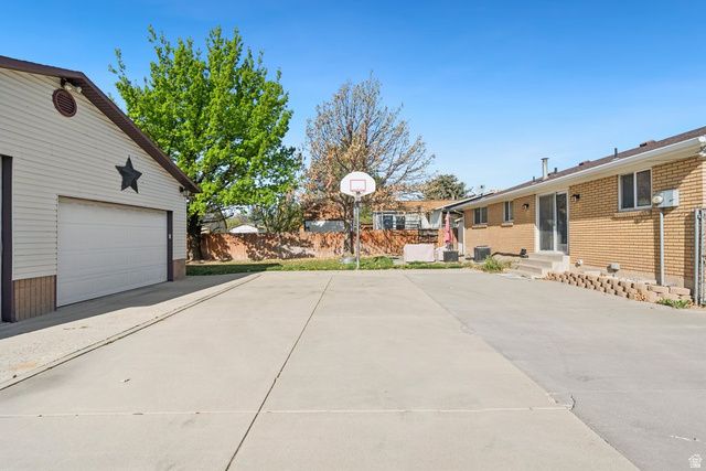2857 W 8200 S, West Jordan, UT 84088