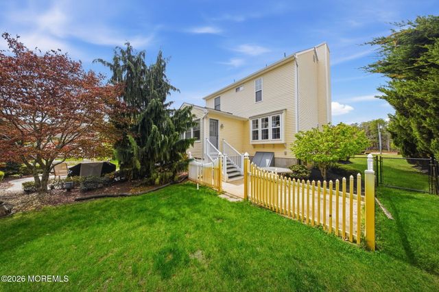 295 Frank Applegate Road, Jackson, NJ 08527