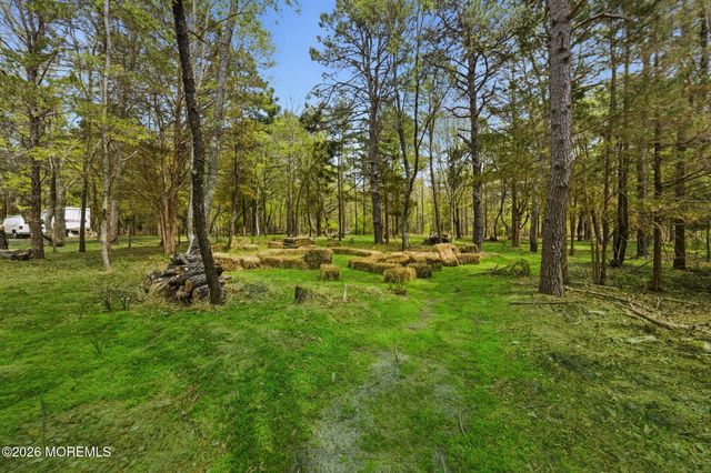 295 Frank Applegate Road, Jackson, NJ 08527