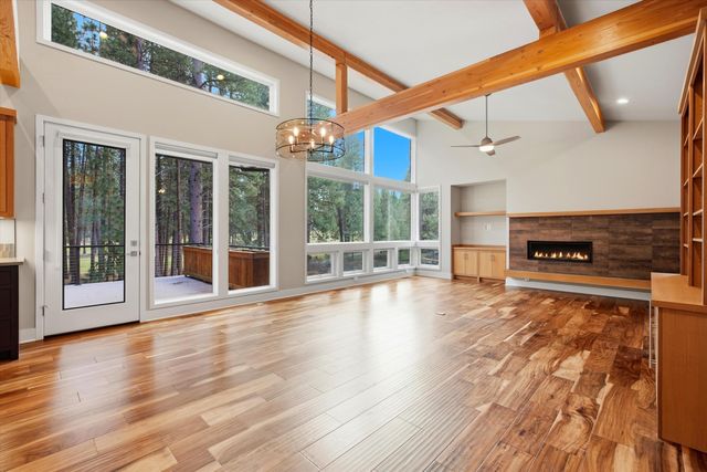 60734 Golf Village Loop, Bend, OR 97702