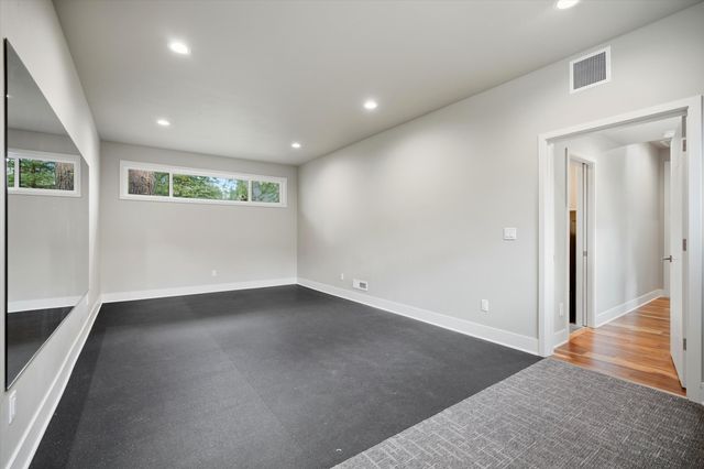 60734 Golf Village Loop, Bend, OR 97702